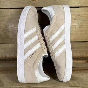 NEW Multiple Sizes - Adidas Gazelle “Pink Tint” Low Top Lace Up Sneakers H01512